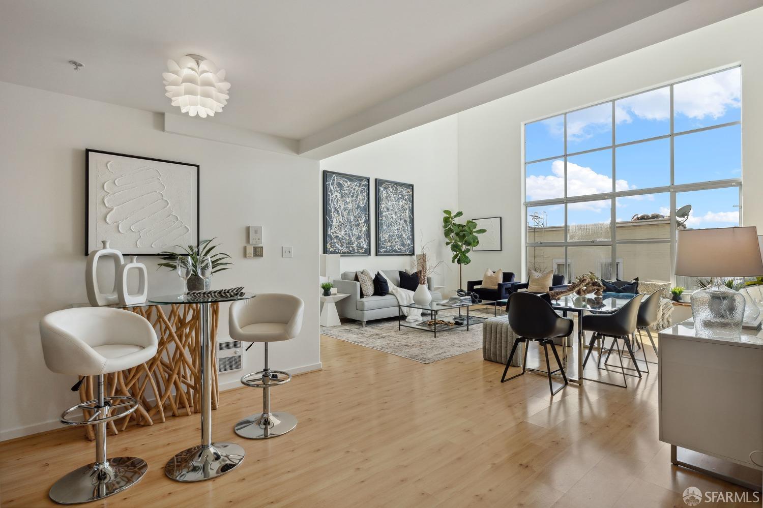 83 Lafayette Street Unit: 3