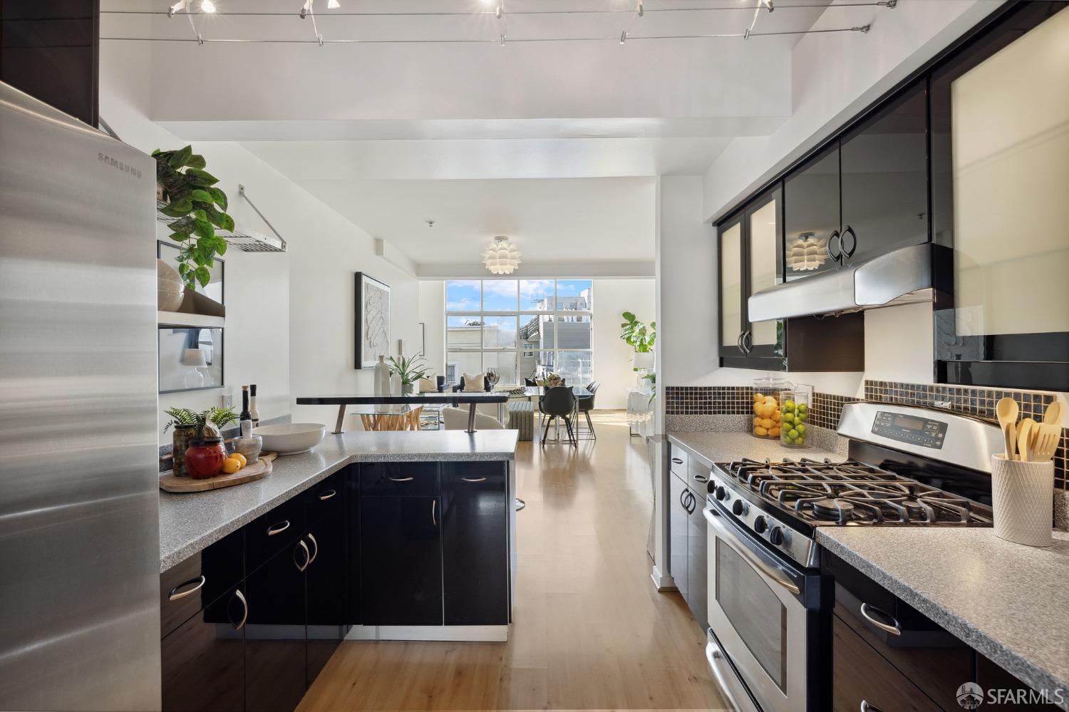 83 Lafayette Street Unit: 3