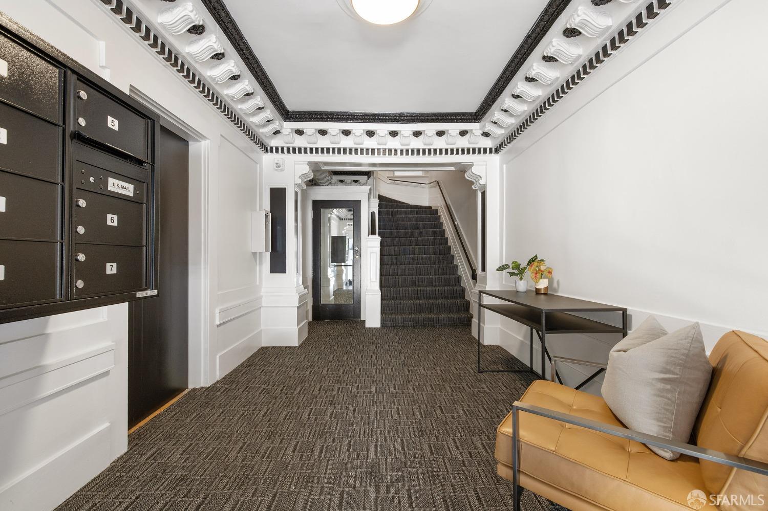 1811 Leavenworth Street Unit: 6