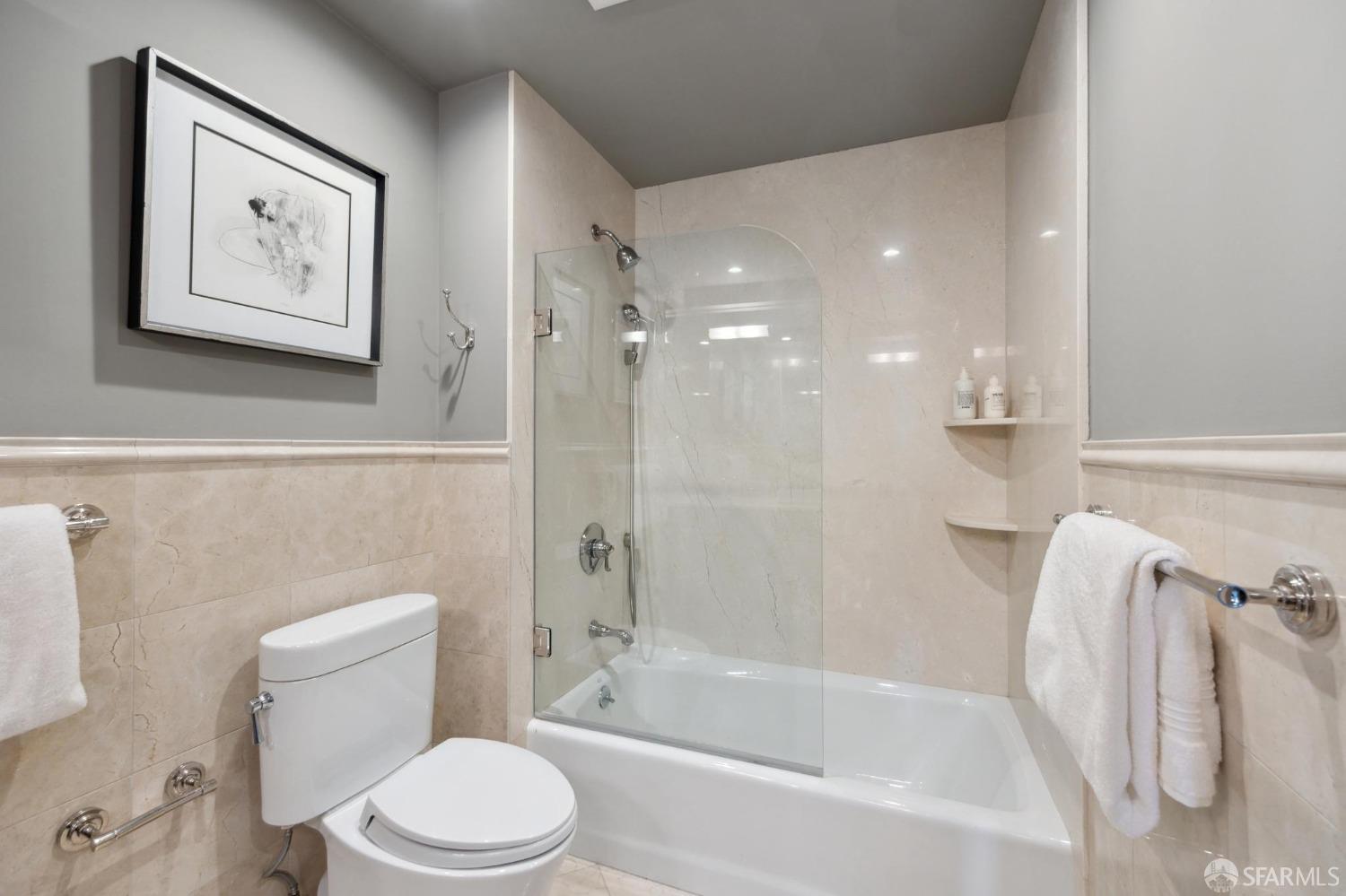 475 Lombard Street Unit: 4