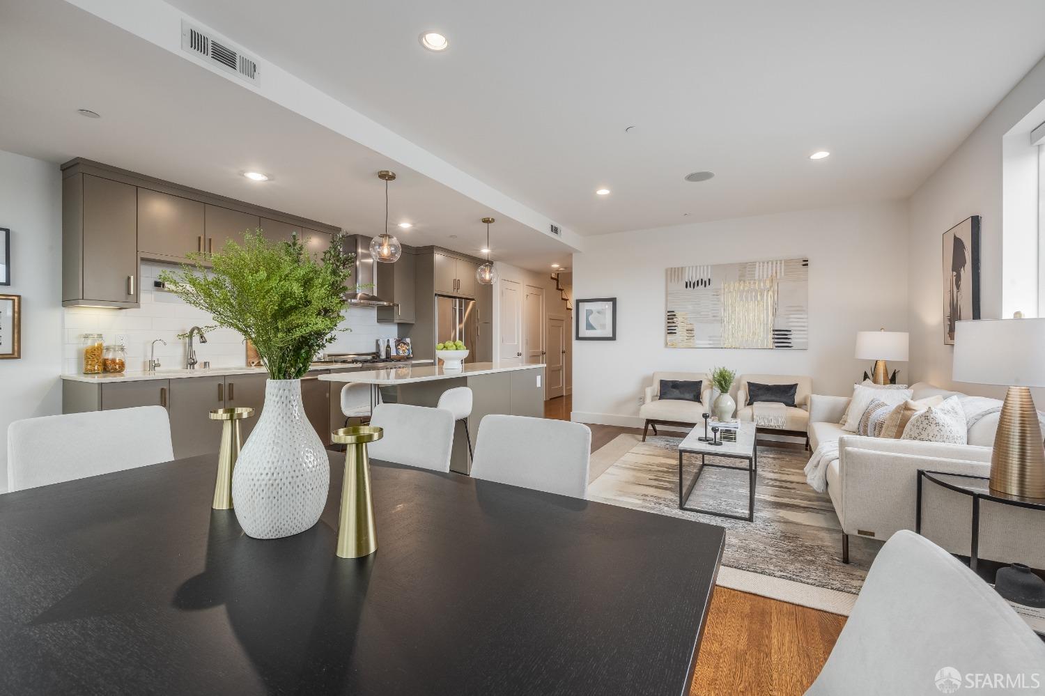 1495 Valencia Street # 5