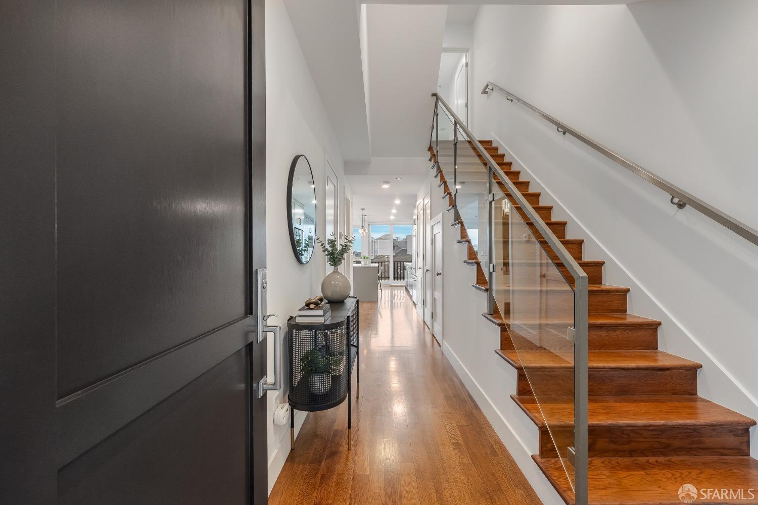 1495 Valencia Street # 5