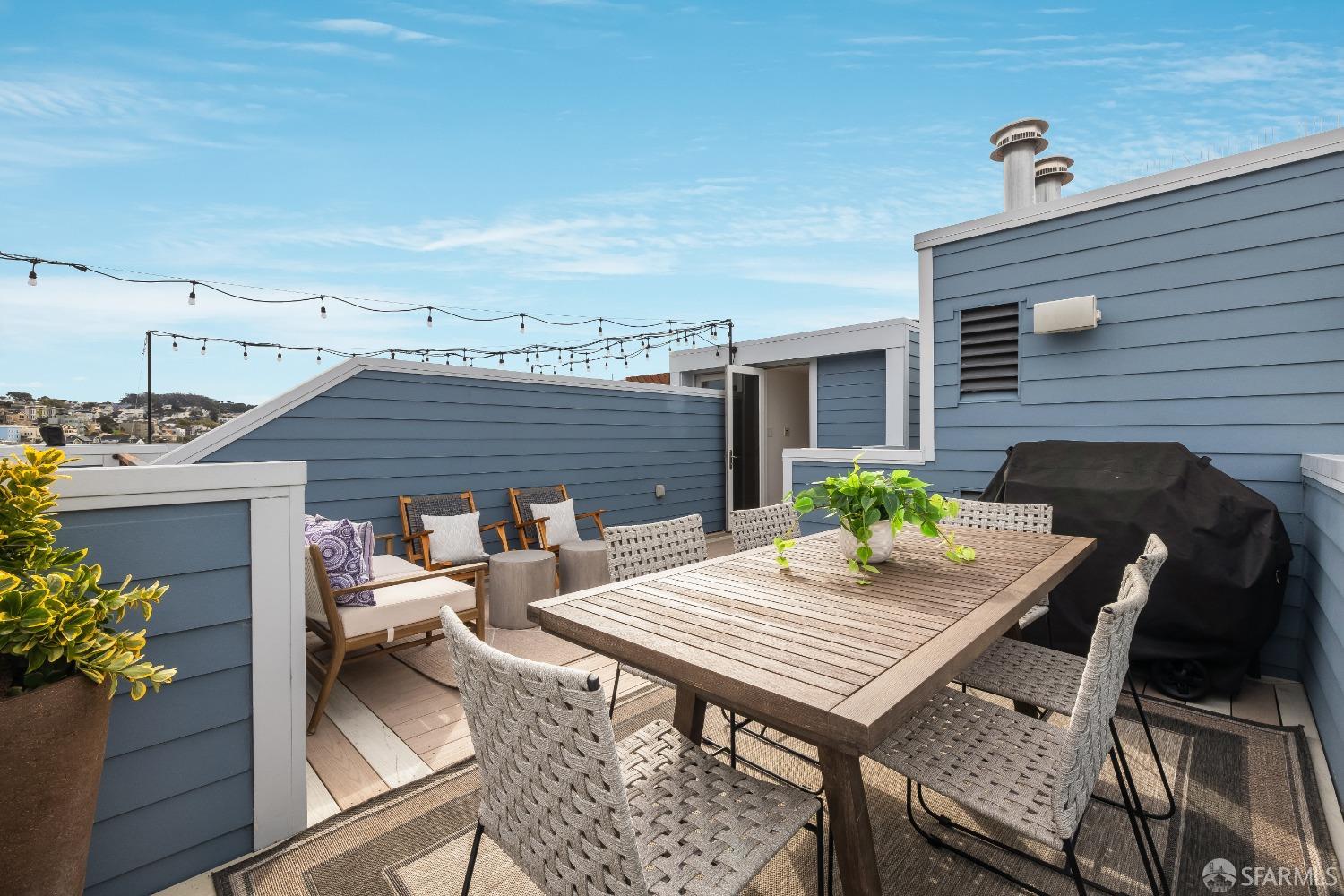 1495 Valencia Street # 5