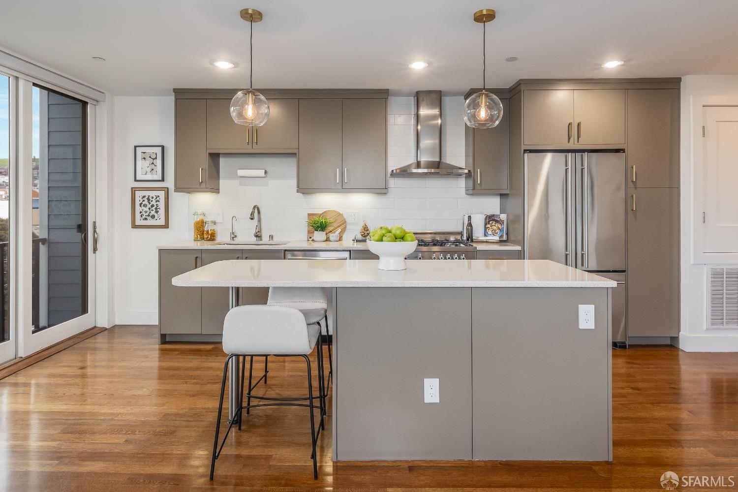 1495 Valencia Street # 5