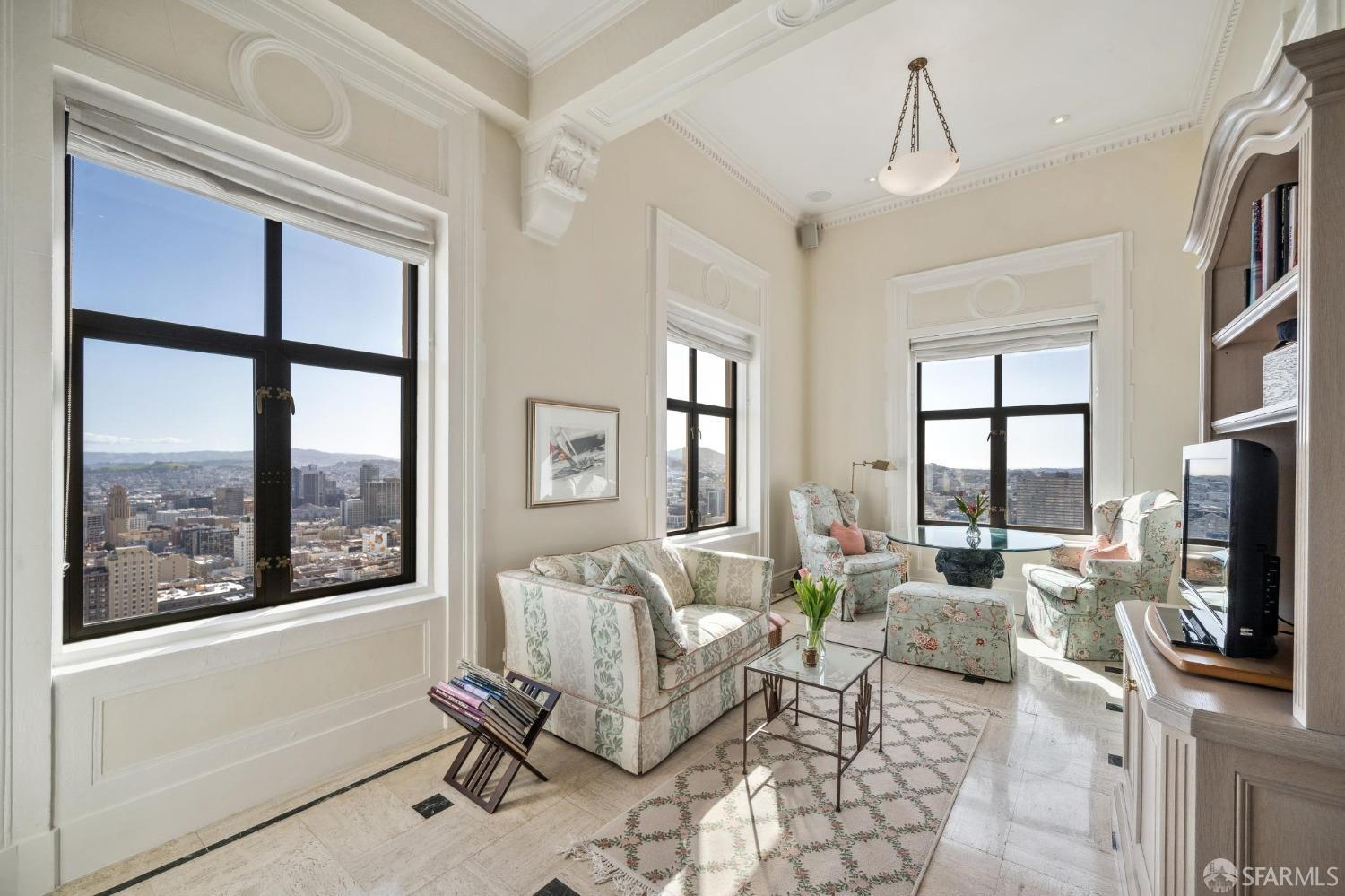 1201 California Street # 1602