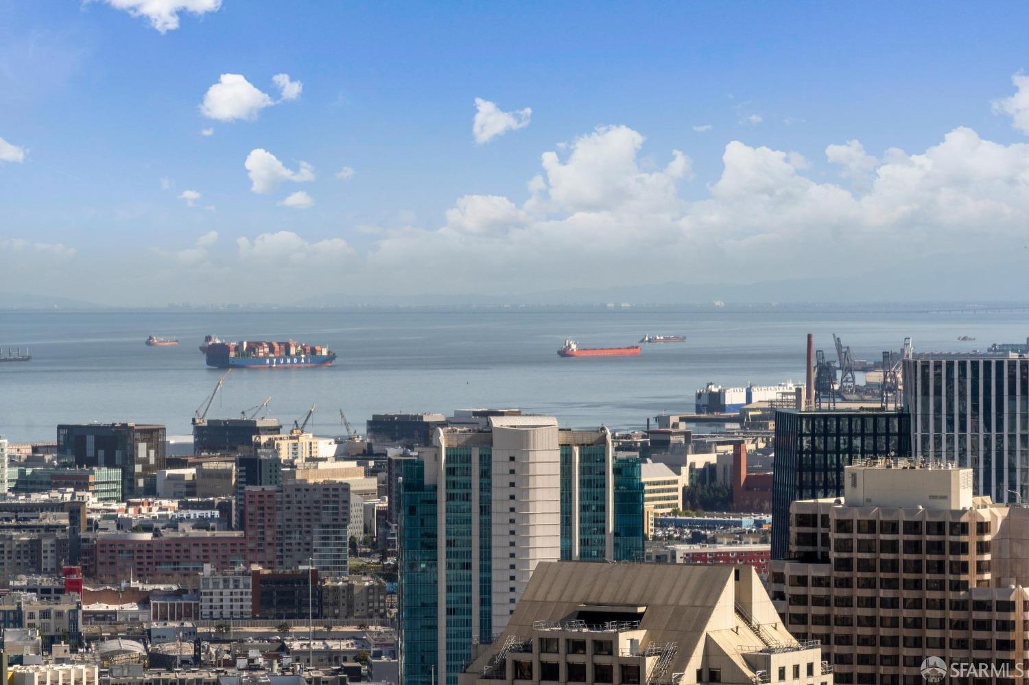 1201 California Street # 1602