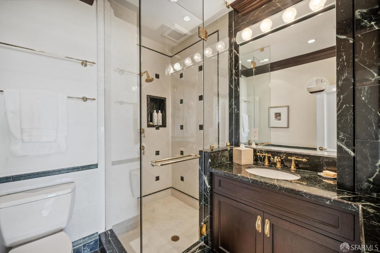 1201 California Street # 1602