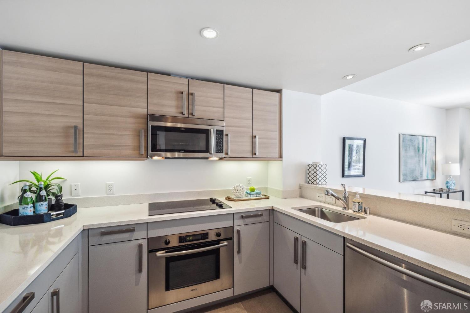 555 4th Street # 728