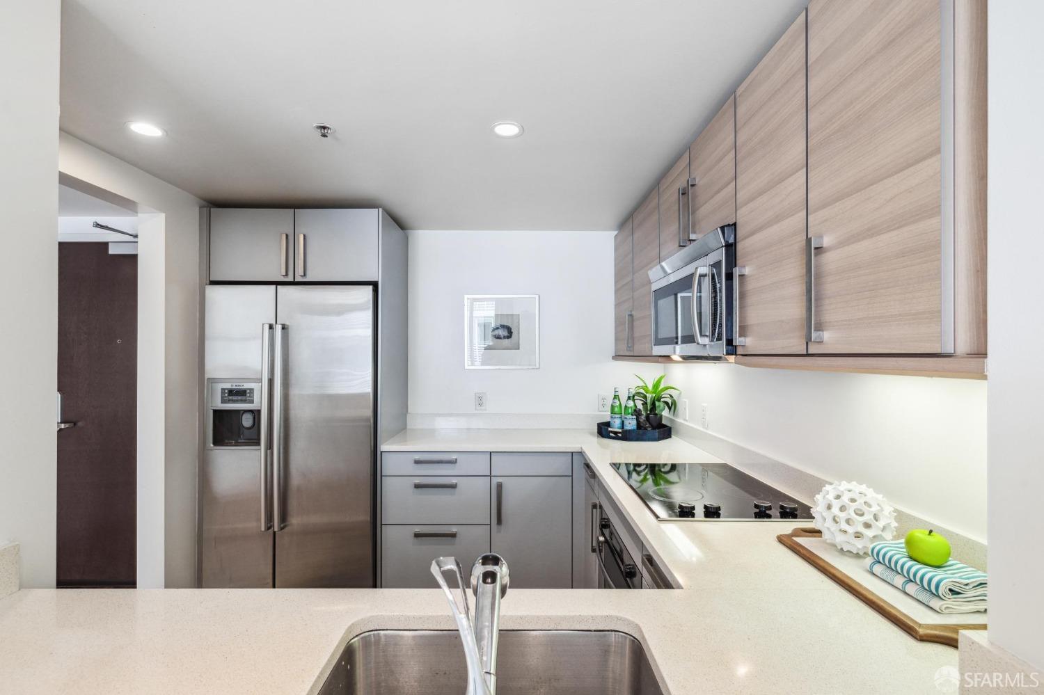 555 4th Street # 728