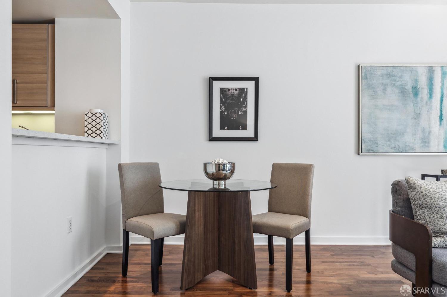 555 4th Street # 728