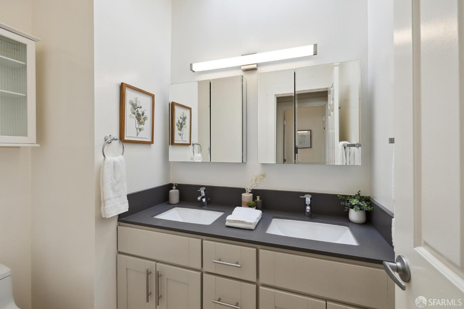 2425 Market Street # 8