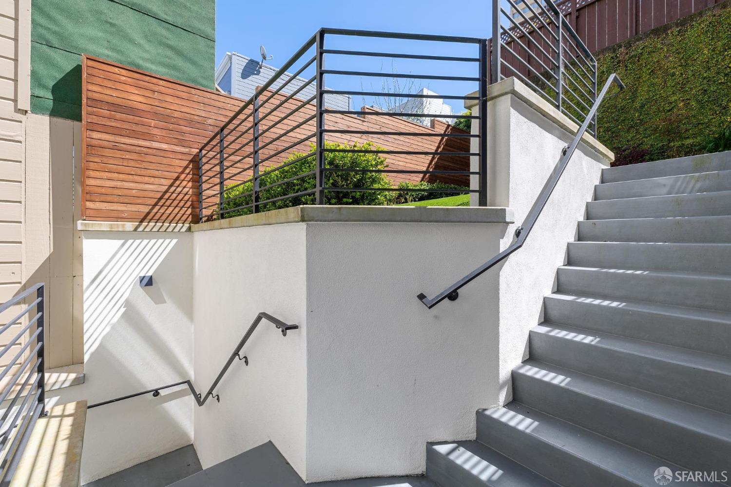 877 Union Street