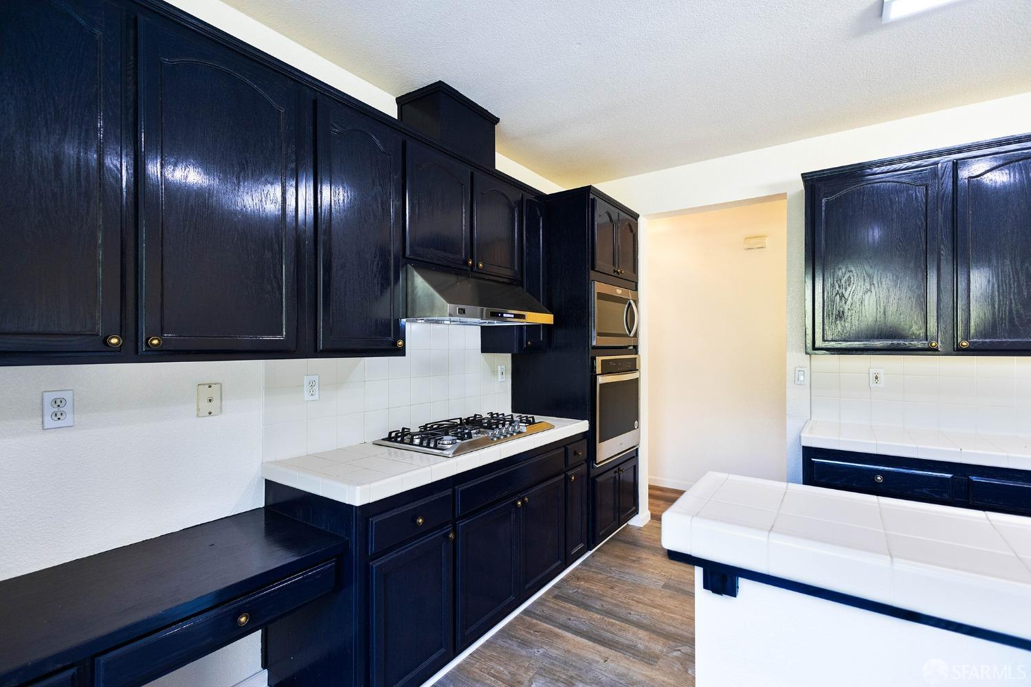 1138 Oakpoint Drive