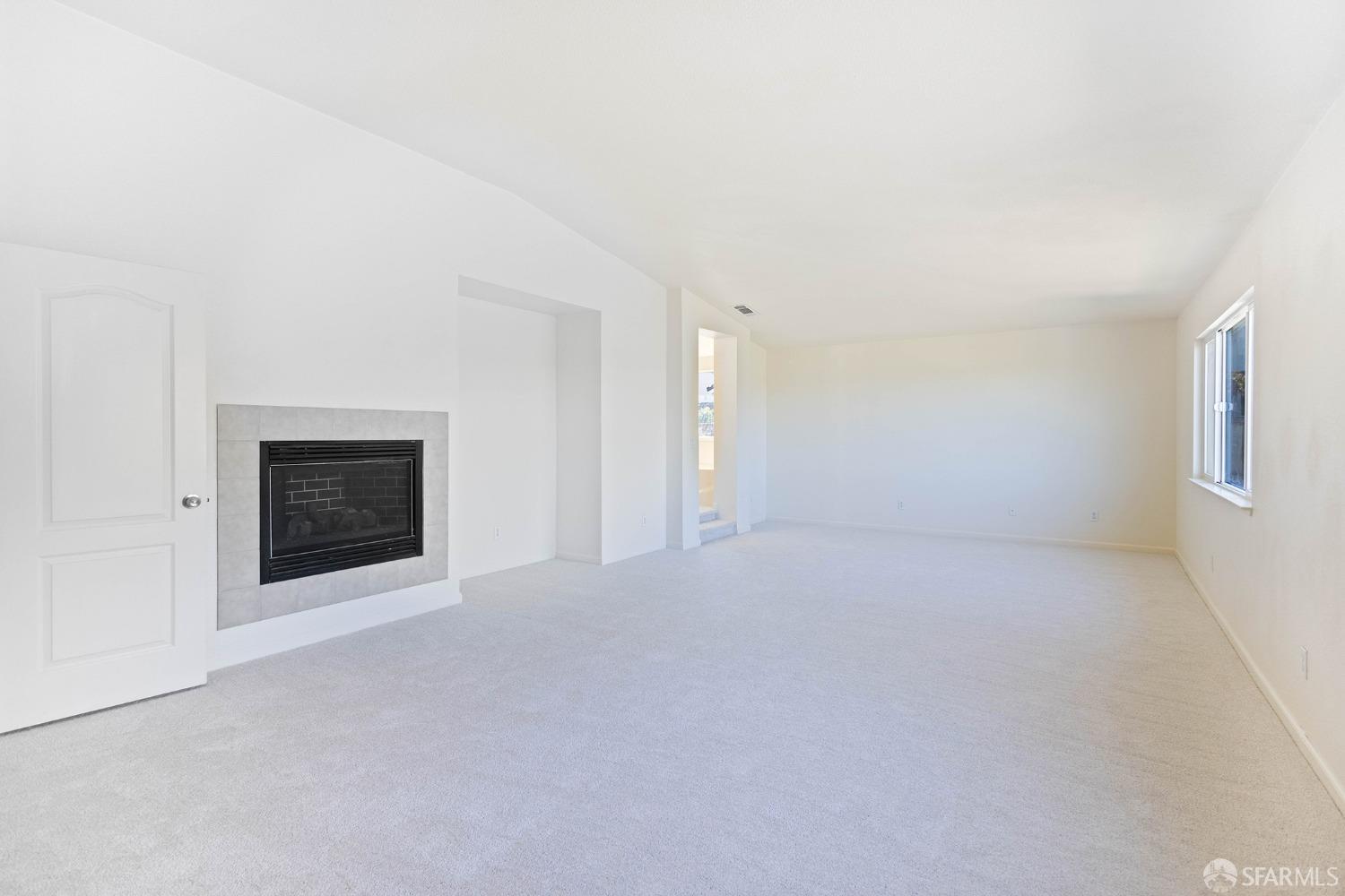 1138 Oakpoint Drive