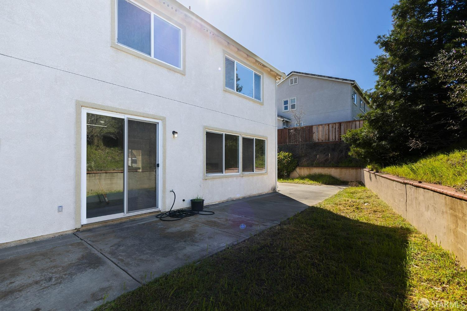 1138 Oakpoint Drive