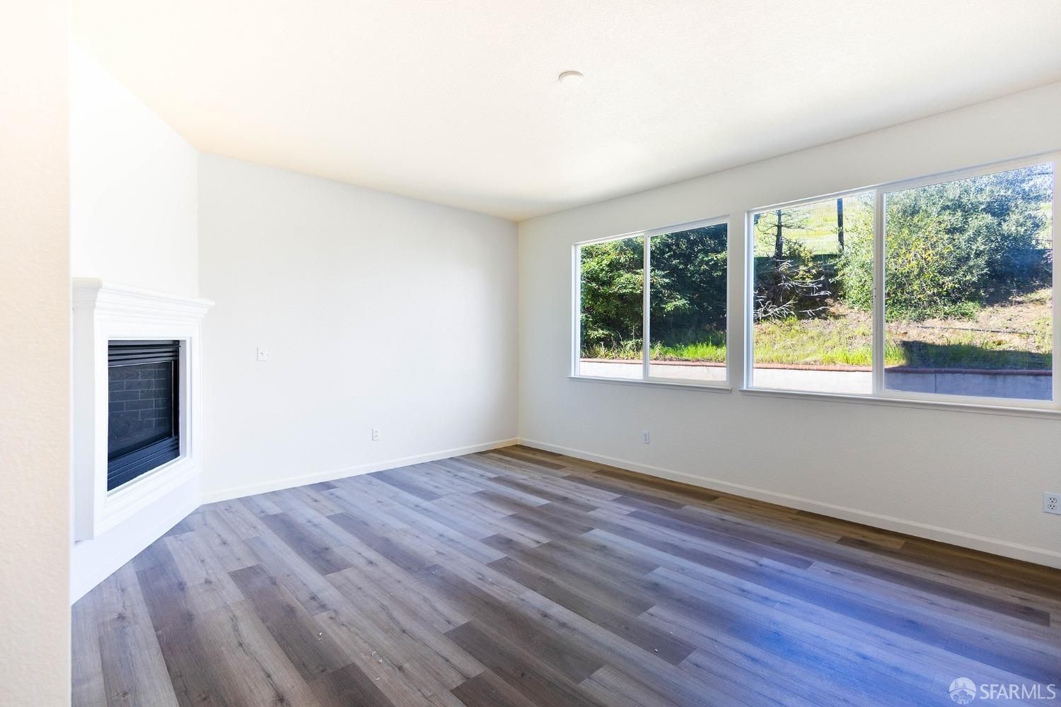 1138 Oakpoint Drive