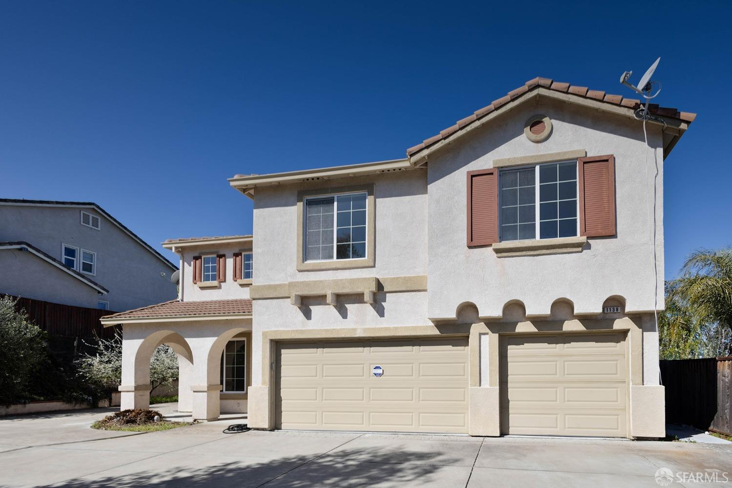1138 Oakpoint Drive