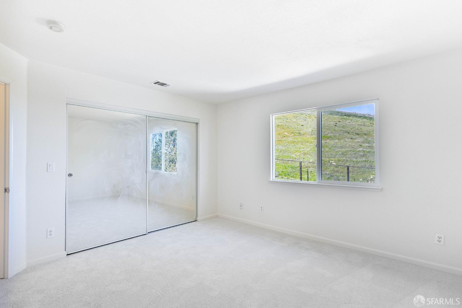 1138 Oakpoint Drive