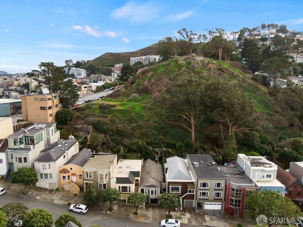 39 Carmel Street