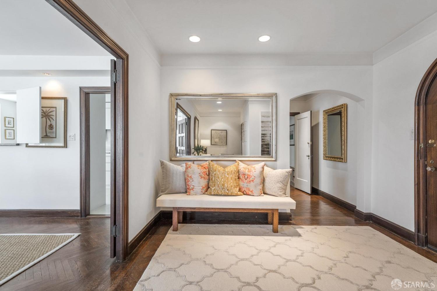 2100 Green Street # 304