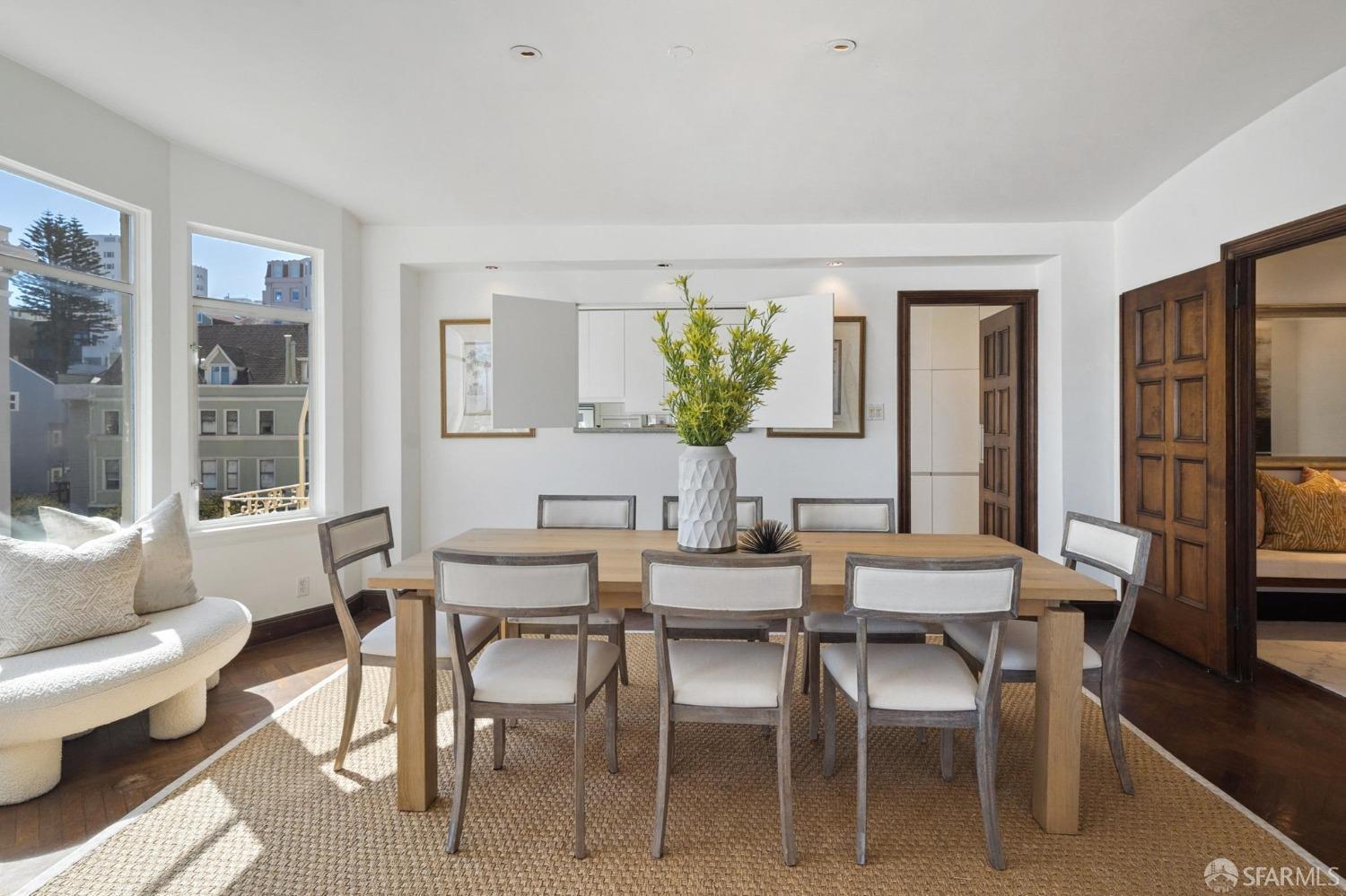 2100 Green Street # 304