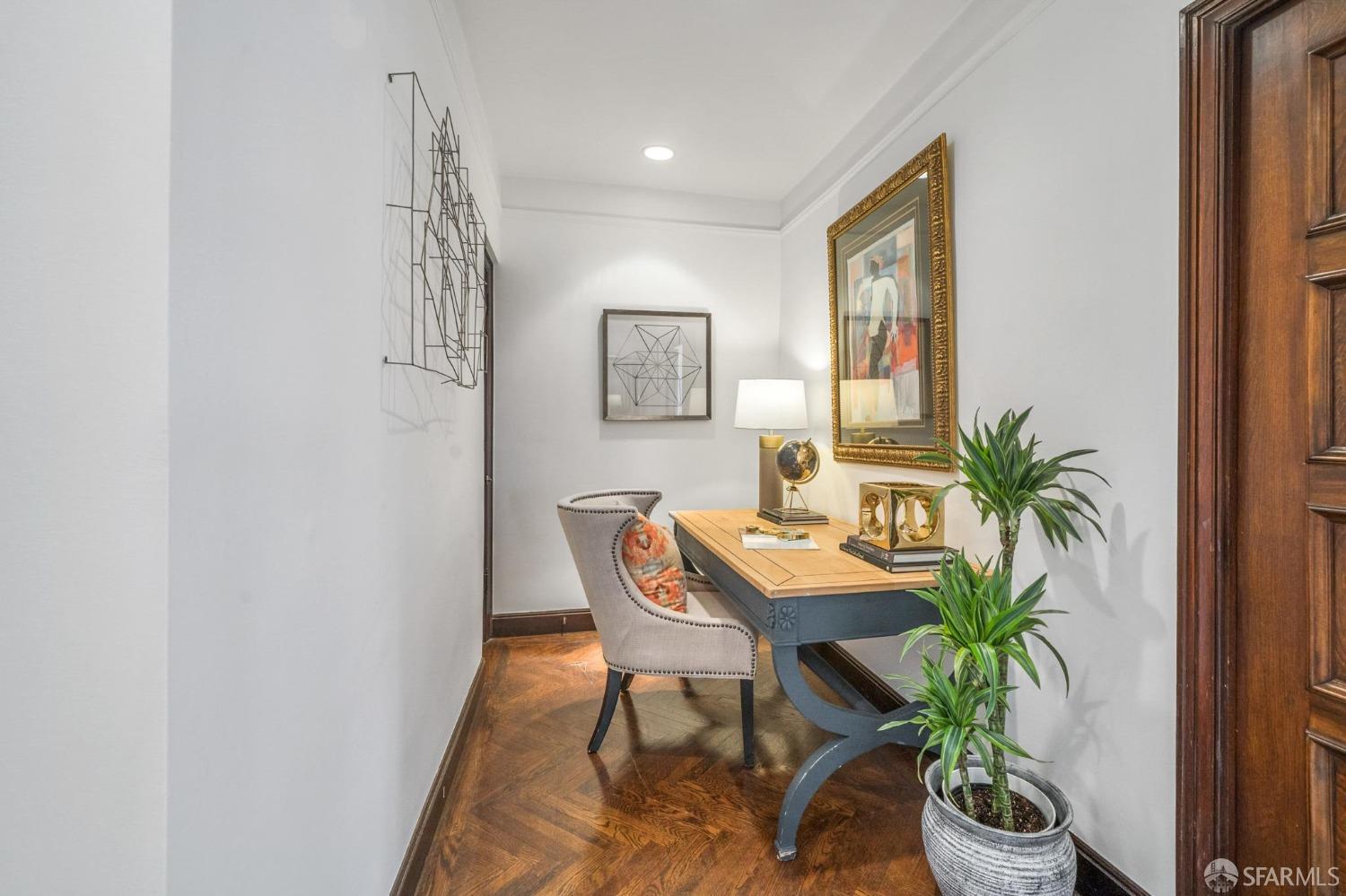 2100 Green Street # 304