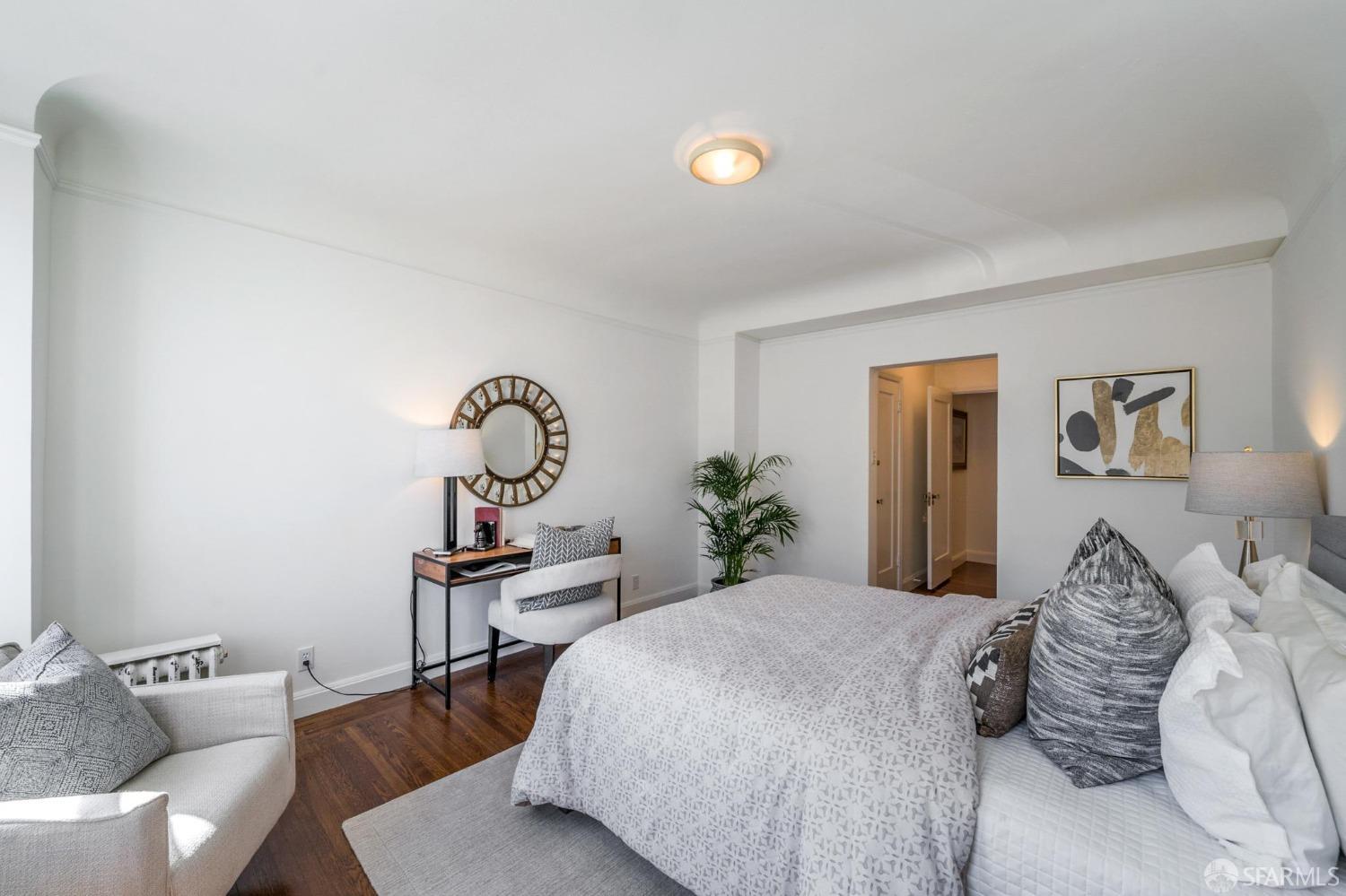 2100 Green Street # 304