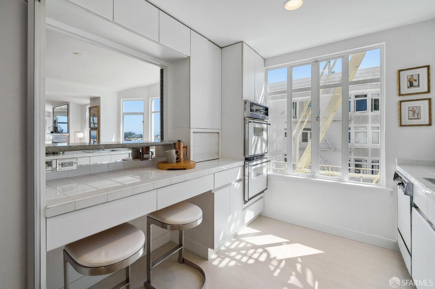 2100 Green Street # 304