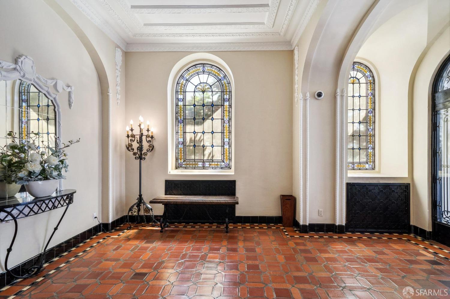 2100 Green Street # 304