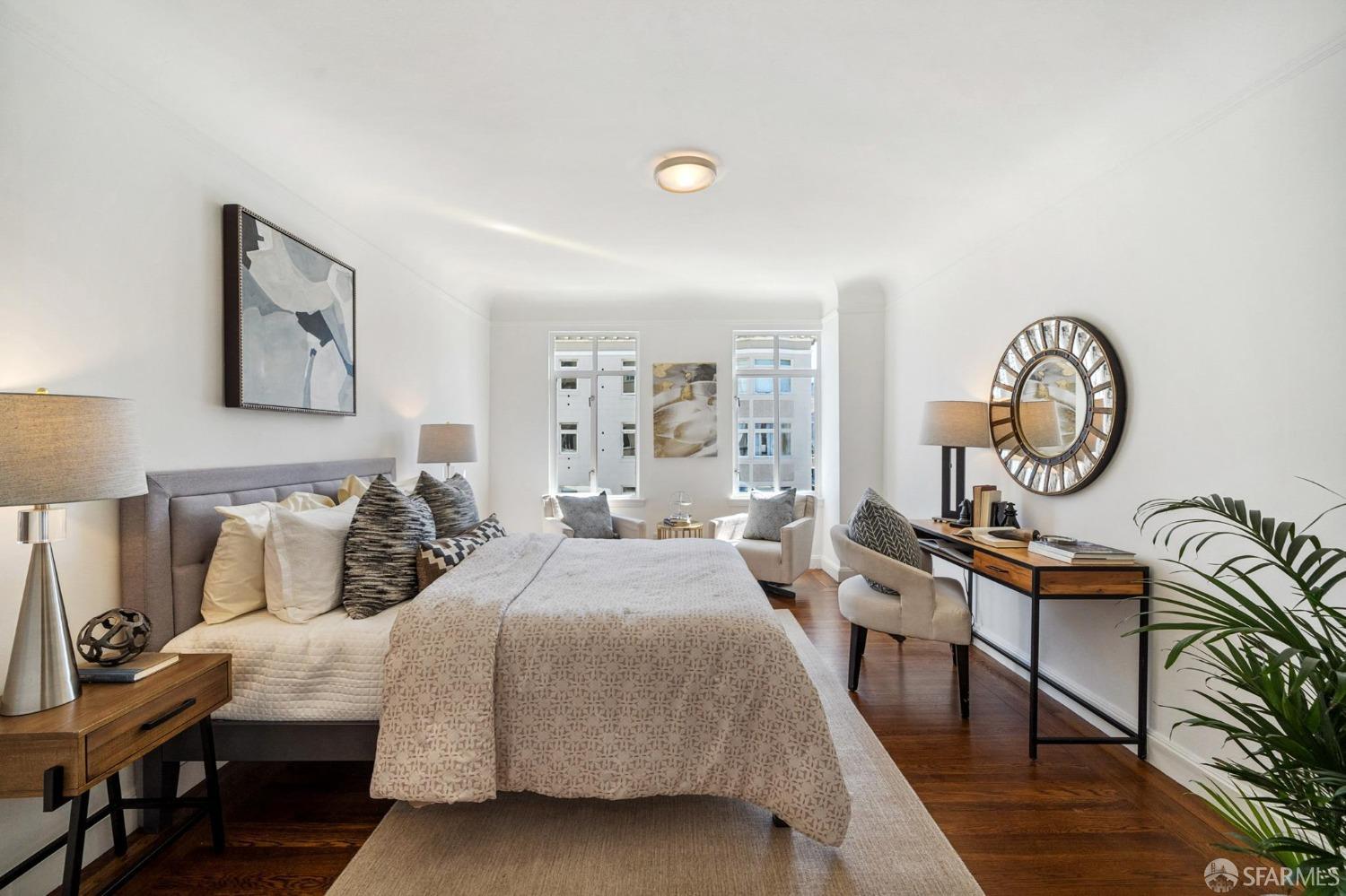 2100 Green Street # 304