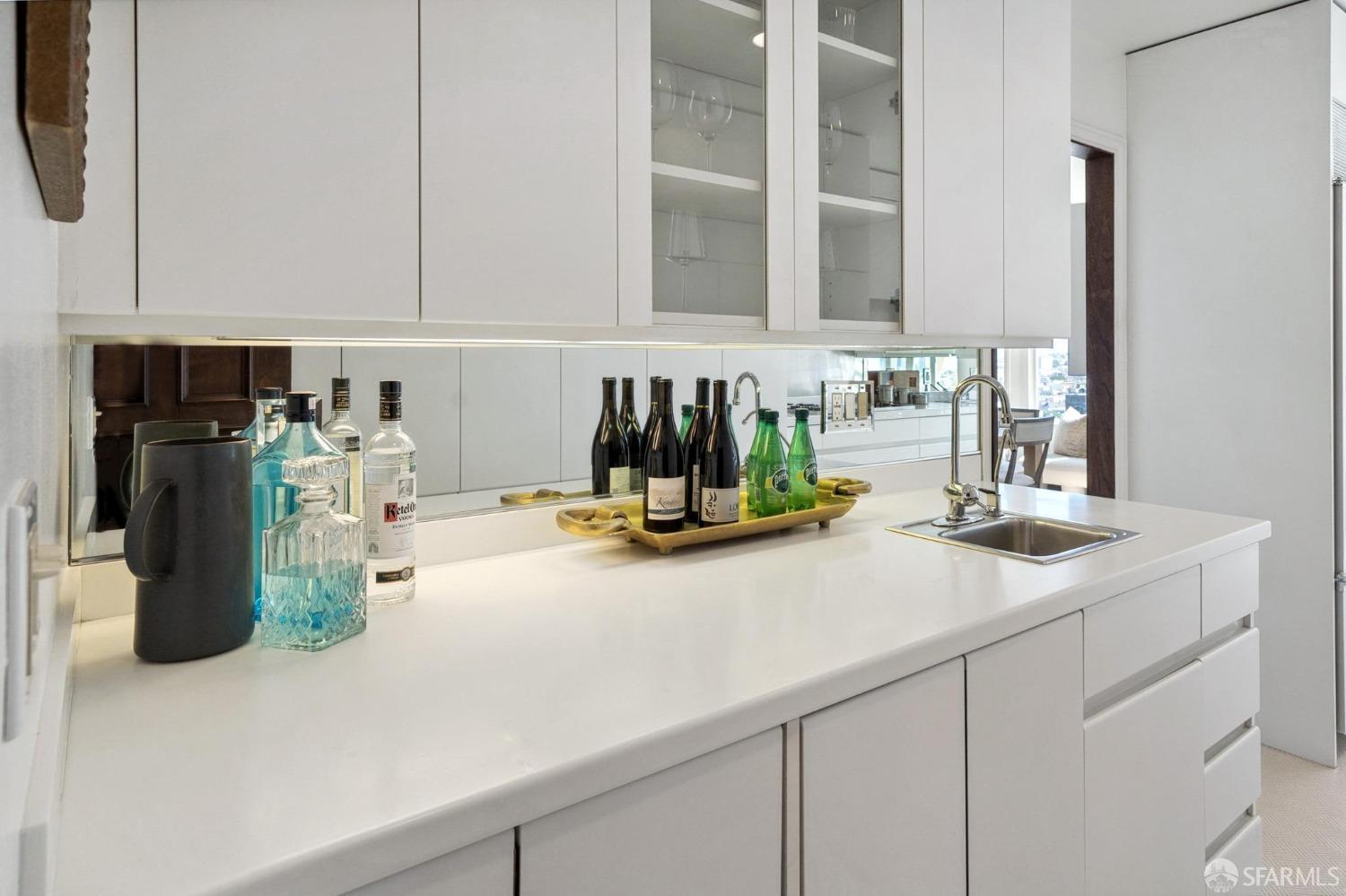 2100 Green Street # 304