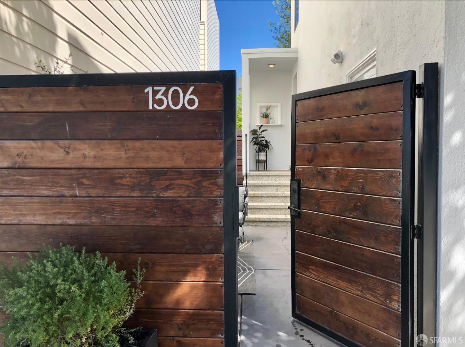 1304 Francisco Street # 1306