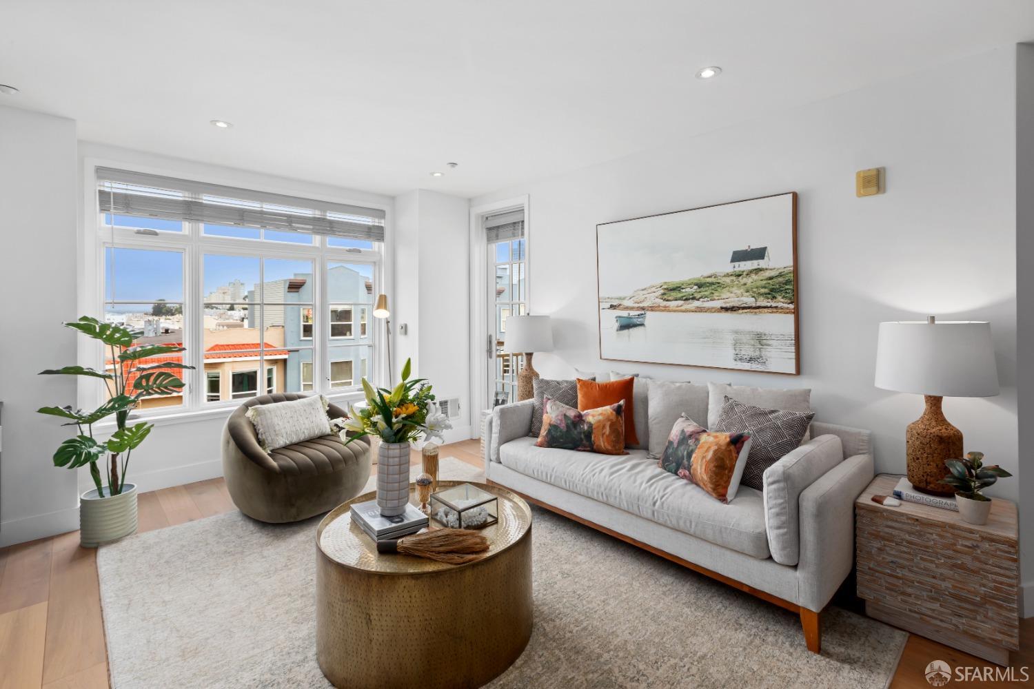 1725 Washington Street # 14