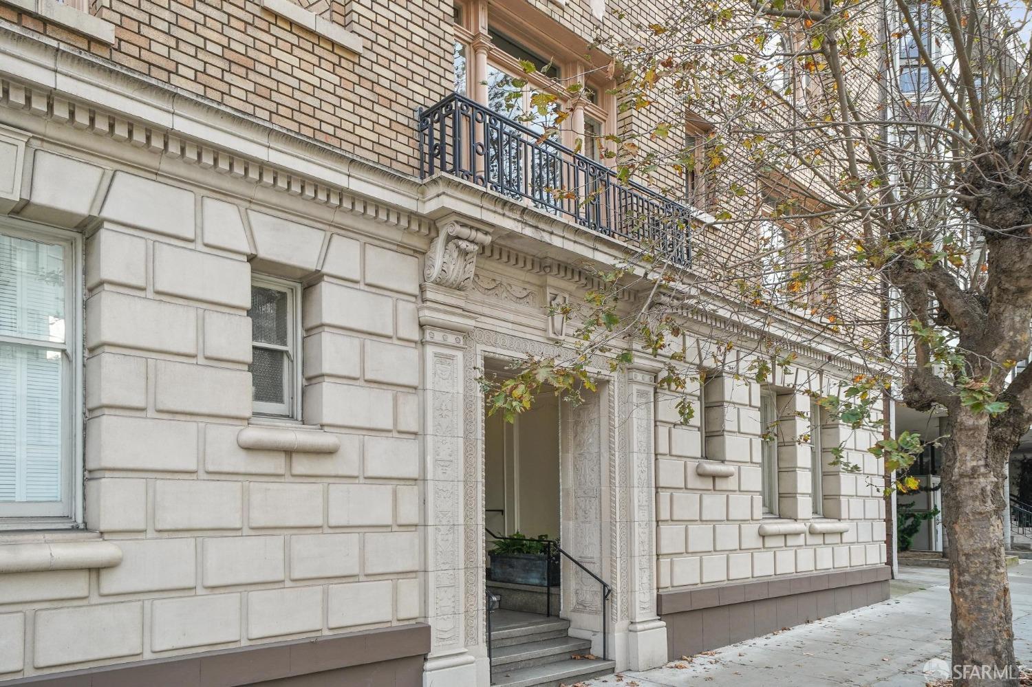 1901 California Street # 2