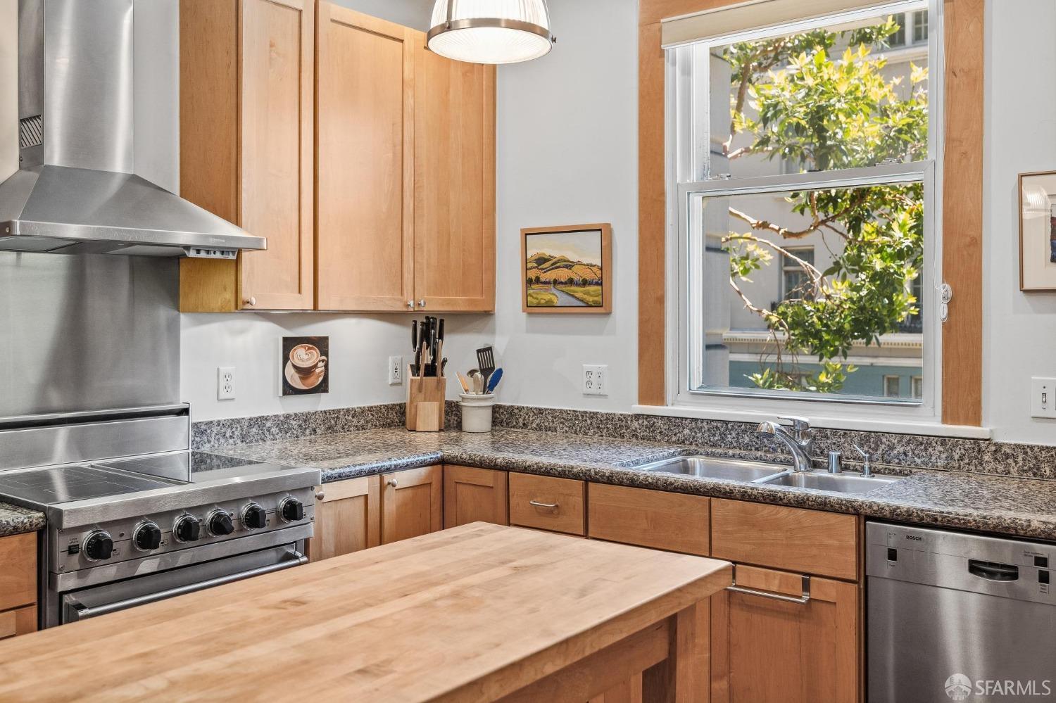 1901 California Street # 2