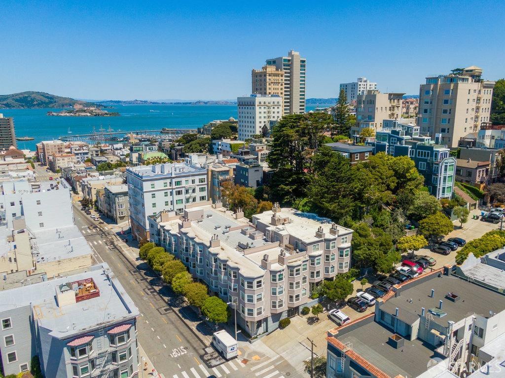 1380 Greenwich Street # 211