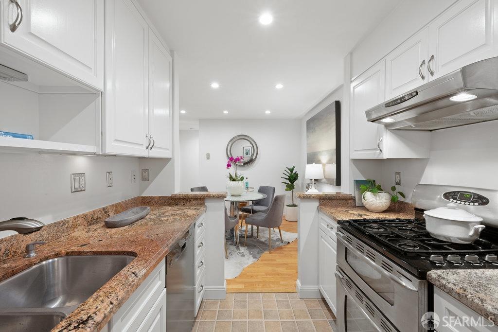 1380 Greenwich Street # 211