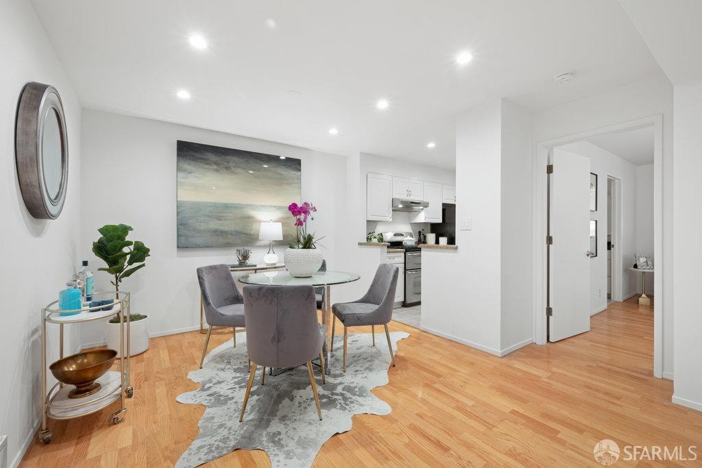 1380 Greenwich Street # 211