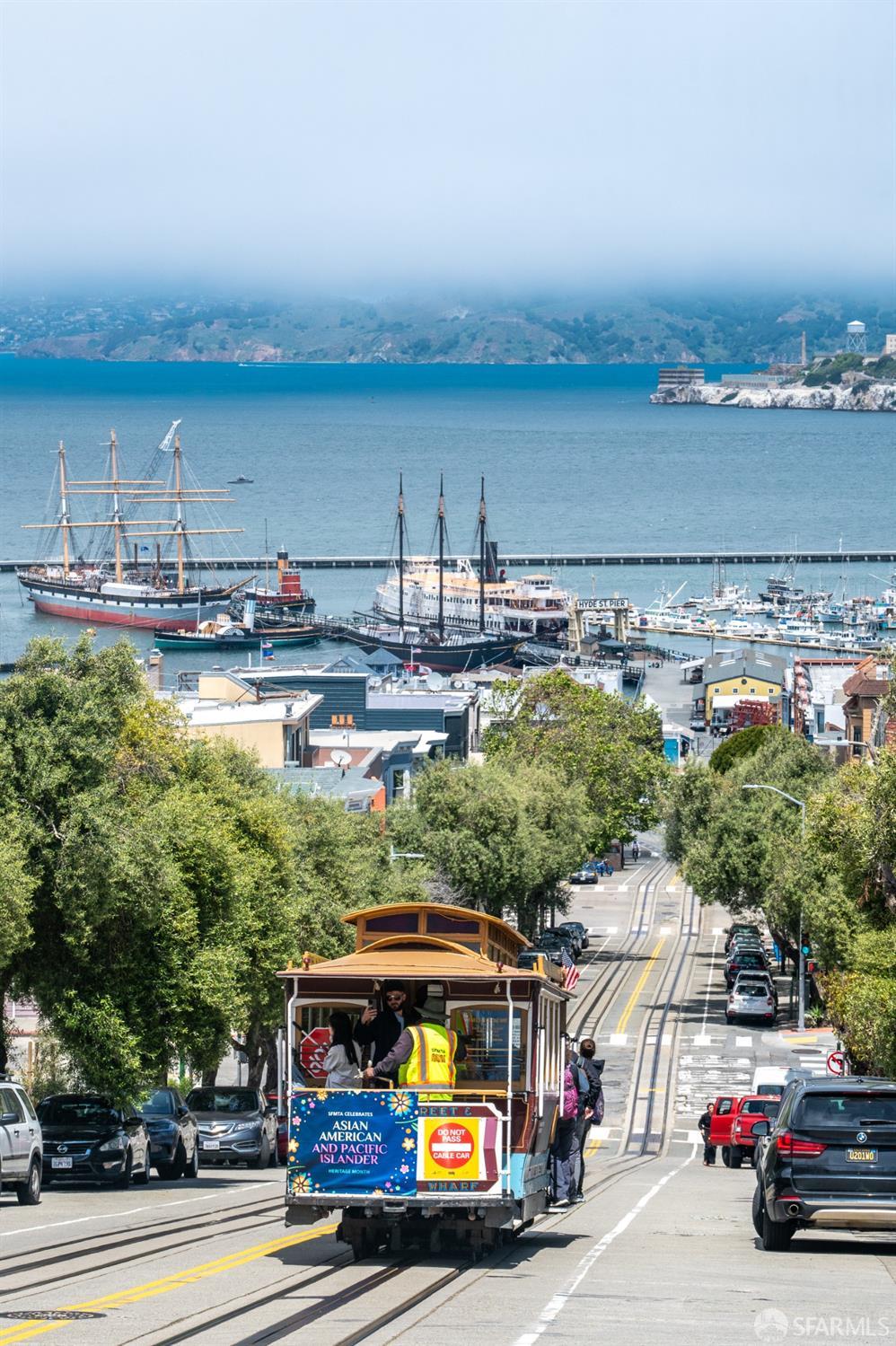 1380 Greenwich Street # 211