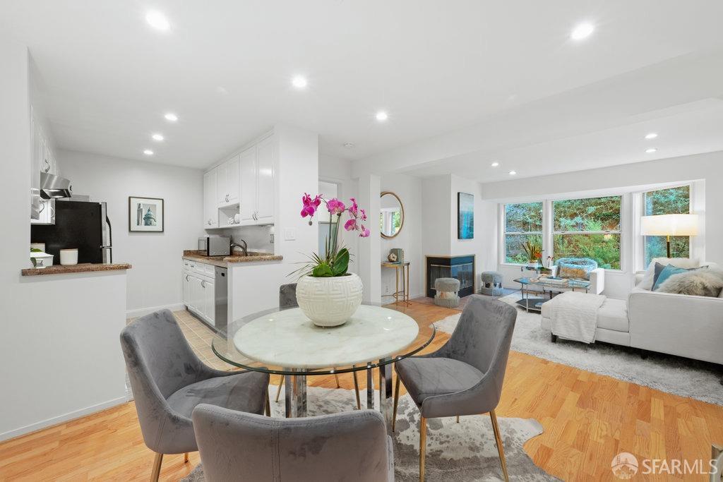 1380 Greenwich Street # 211