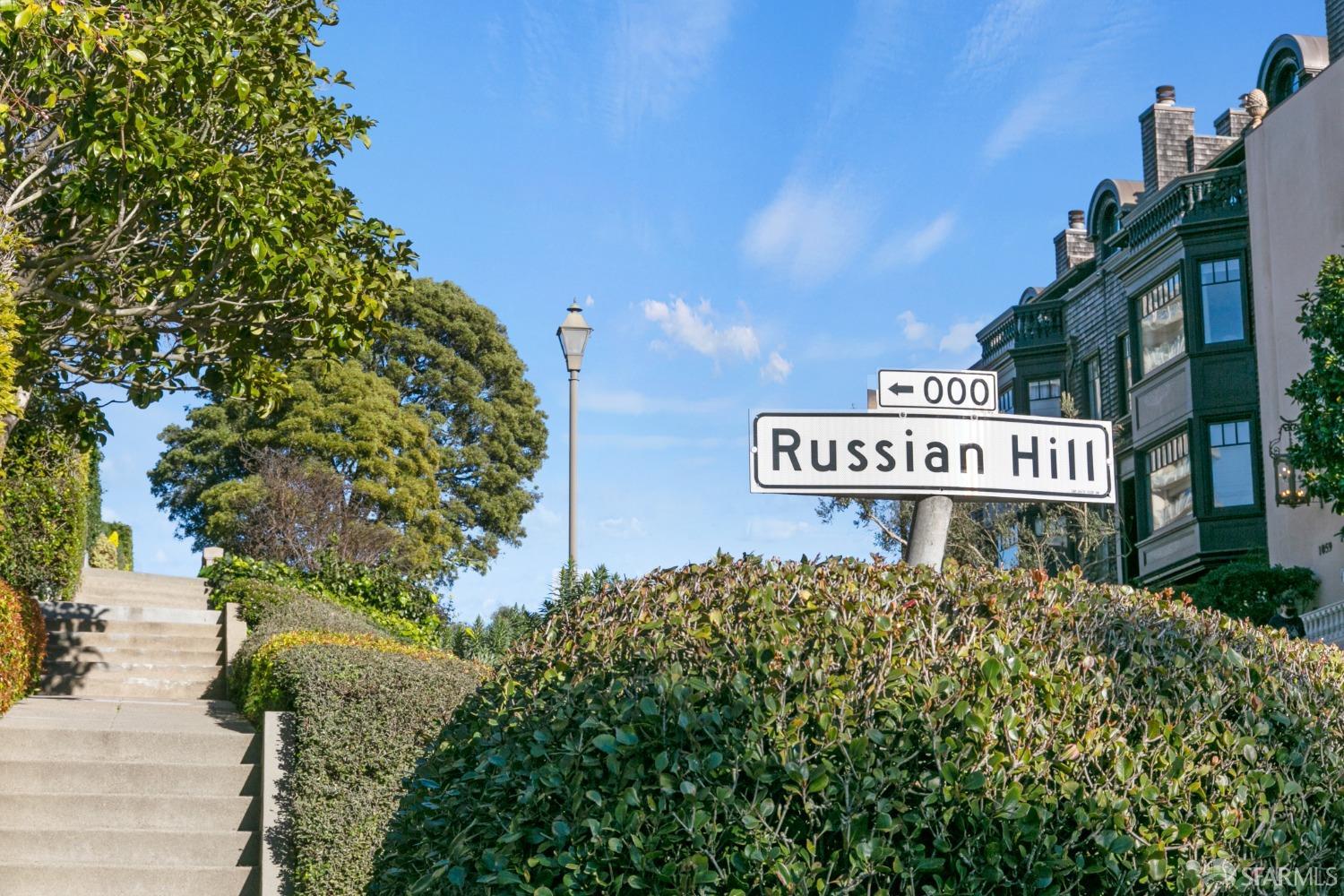 1380 Greenwich Street # 211