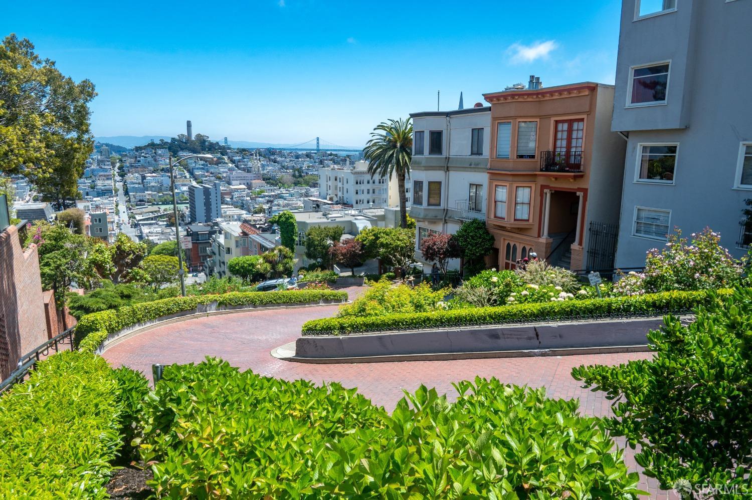 1380 Greenwich Street # 211