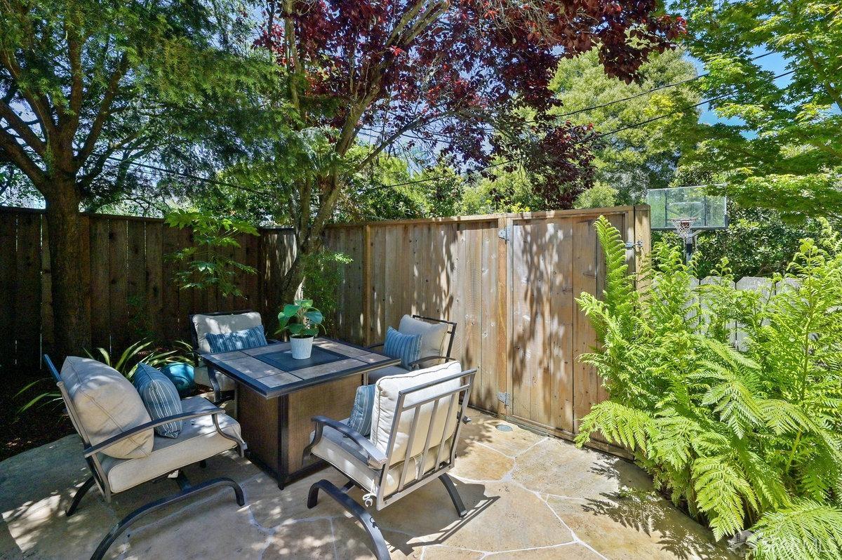 76 Hernandez Avenue