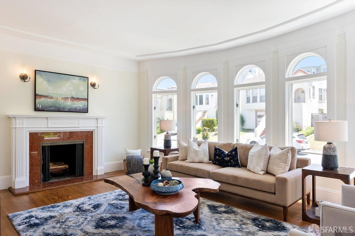 76 Hernandez Avenue