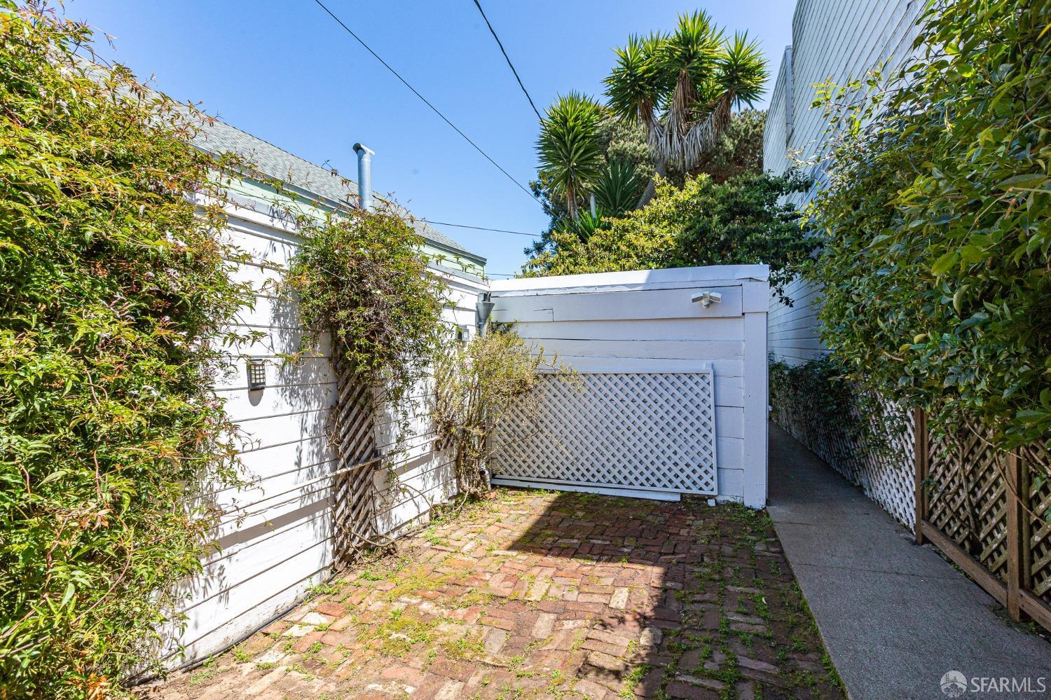 143 Chilton Avenue