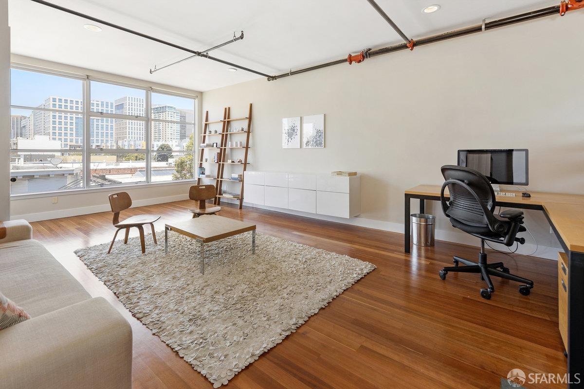 719 Clementina Street # 2