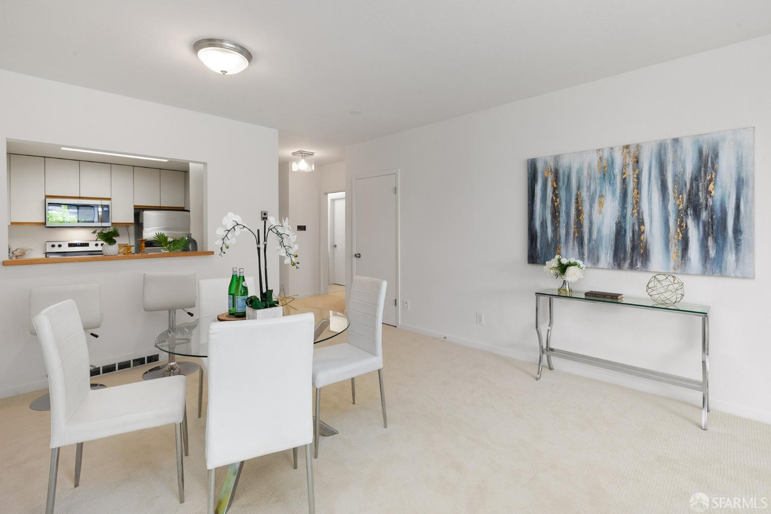 1350 California Street # 202