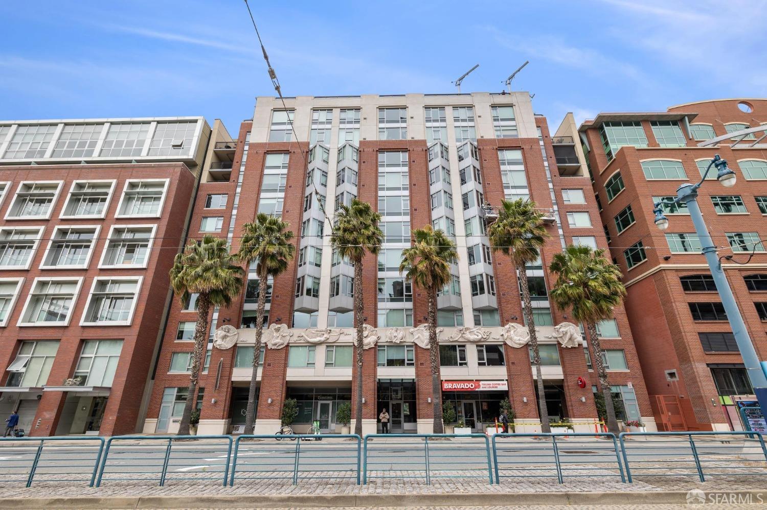 170 King Street # 910