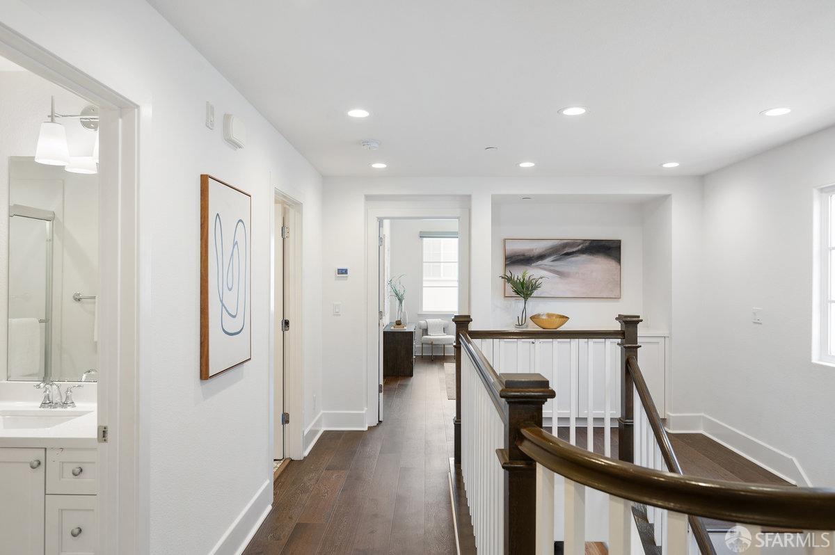 43113 Calle Sagrada