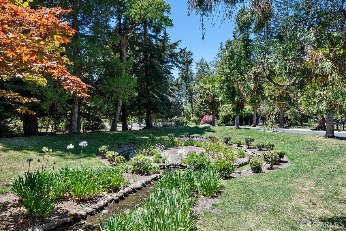 43113 Calle Sagrada